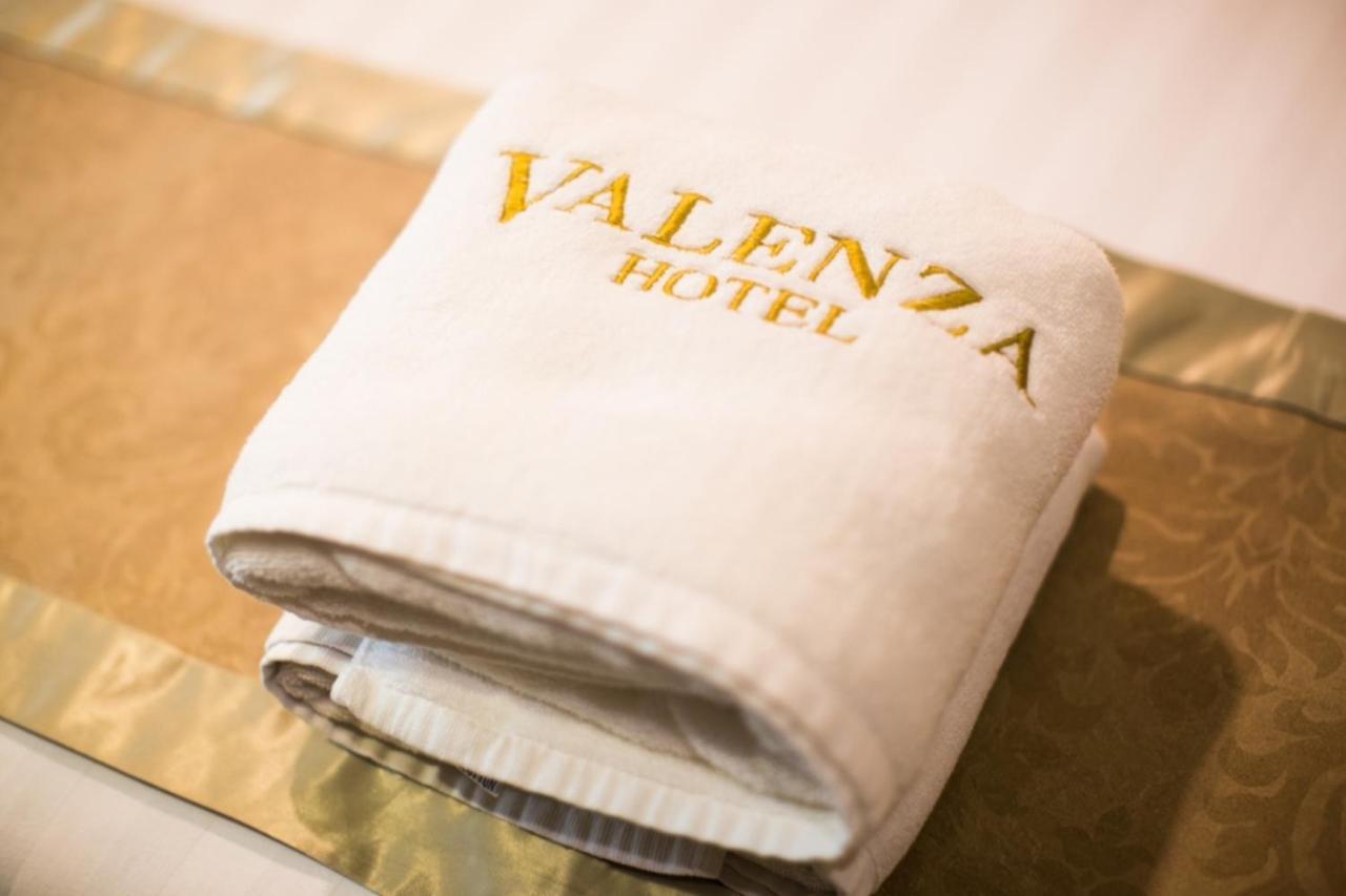 Hotel Valenza Kuala Lumpur Extérieur photo